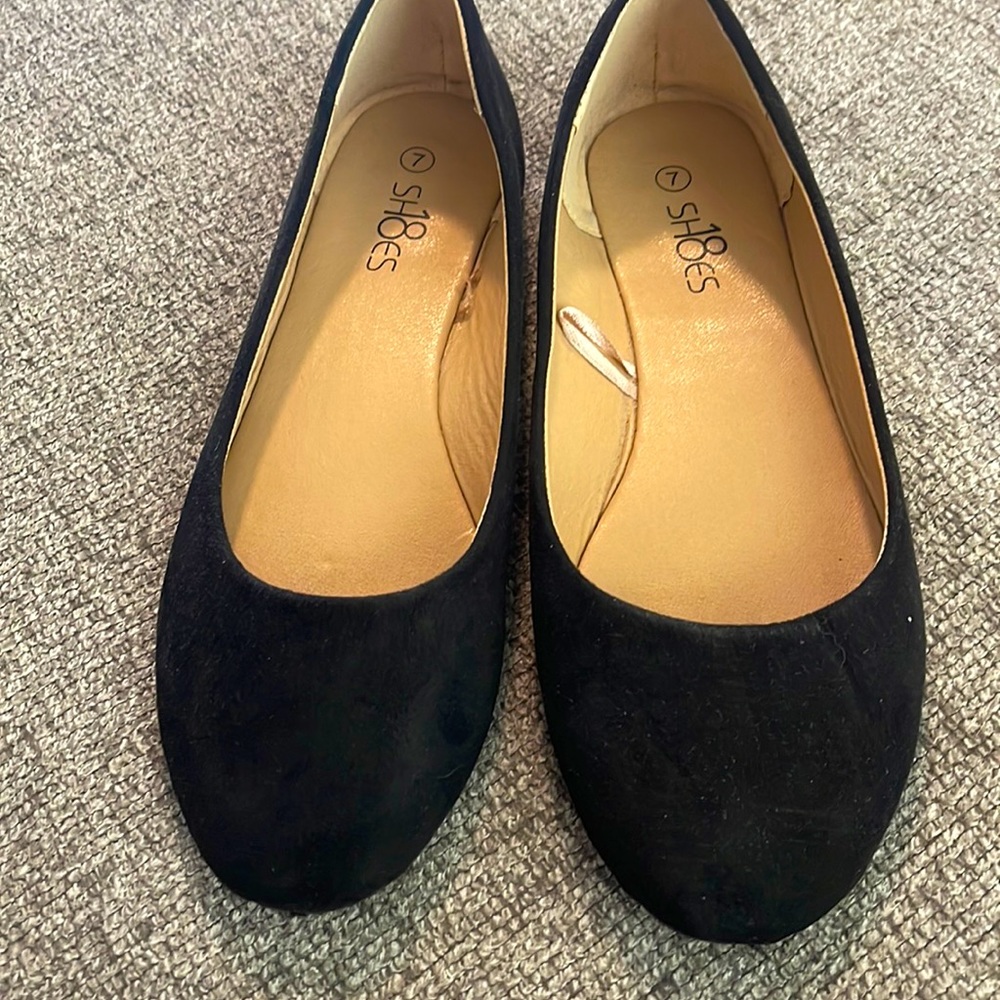 Black flats
